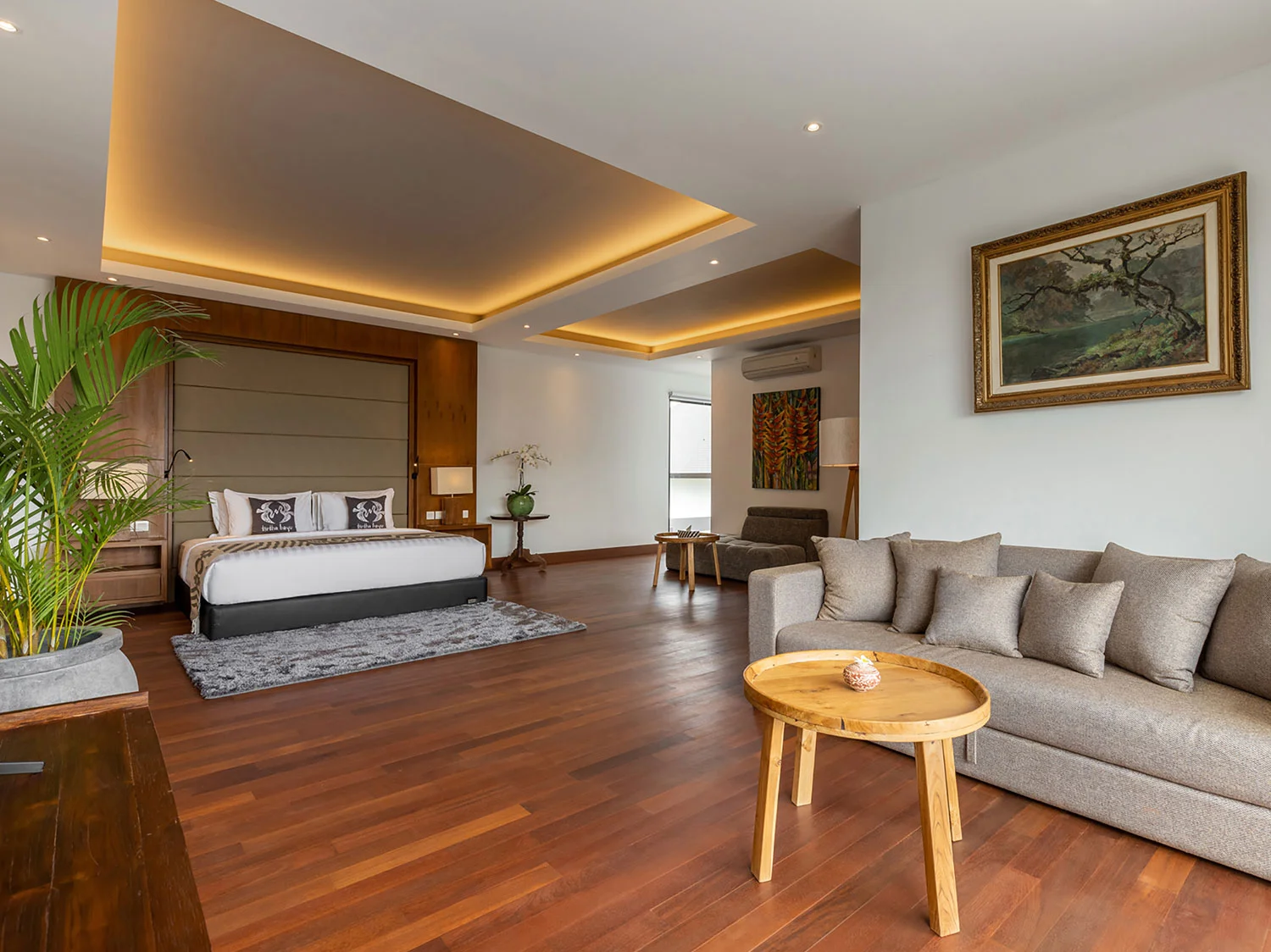 6BR Seafront Luxury Villa with Ocean View in Tanah Lot — image 17