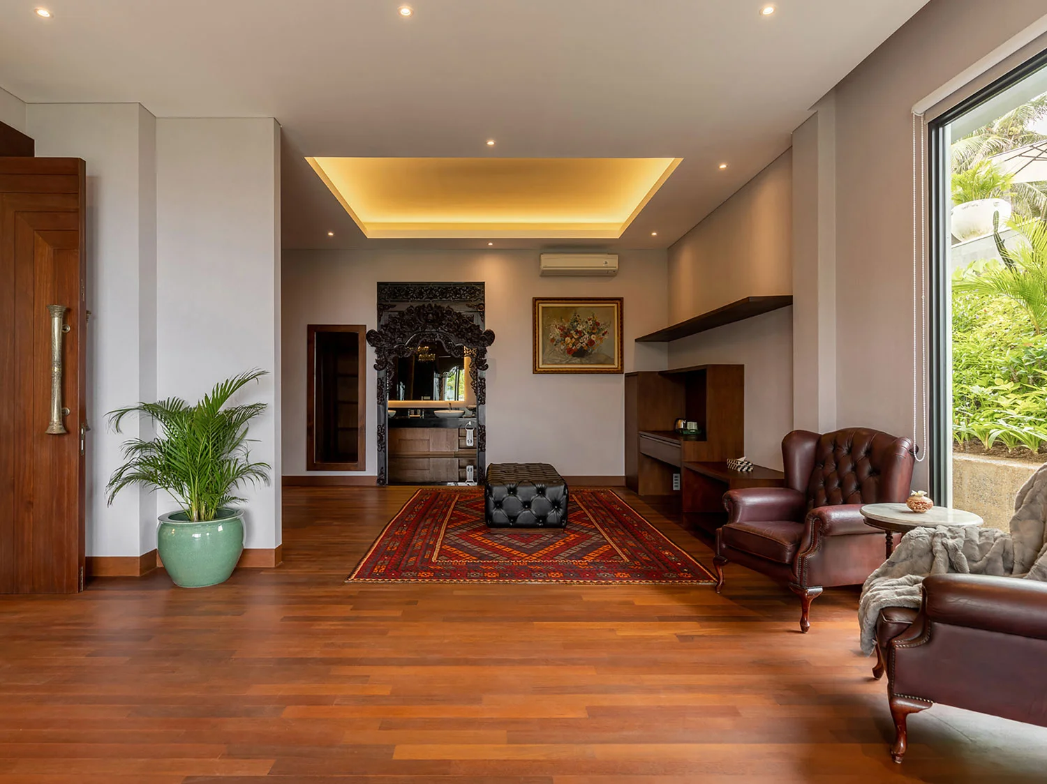 6BR Seafront Luxury Villa with Ocean View in Tanah Lot — image 7