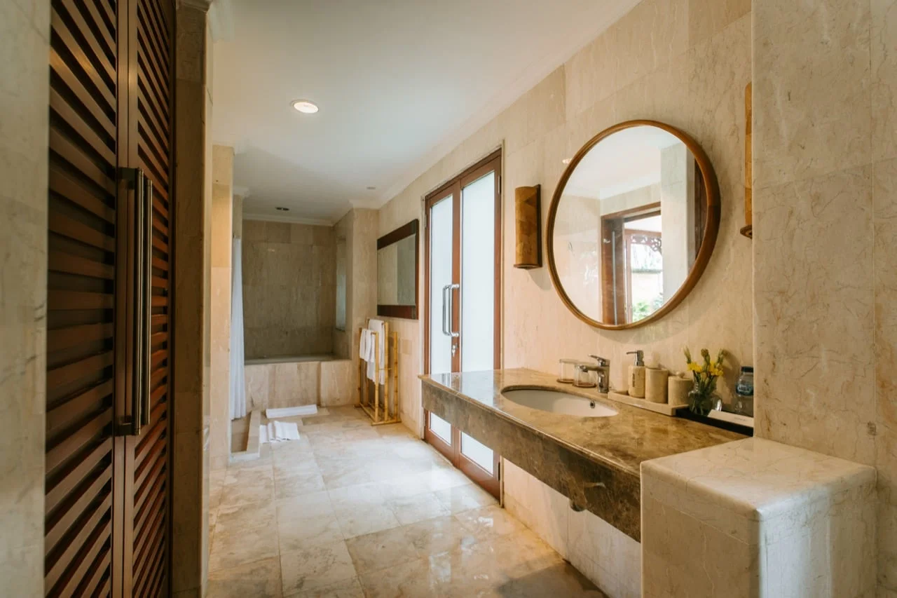3BR Private Tropical Paradise Villa in Jimbaran — image 19