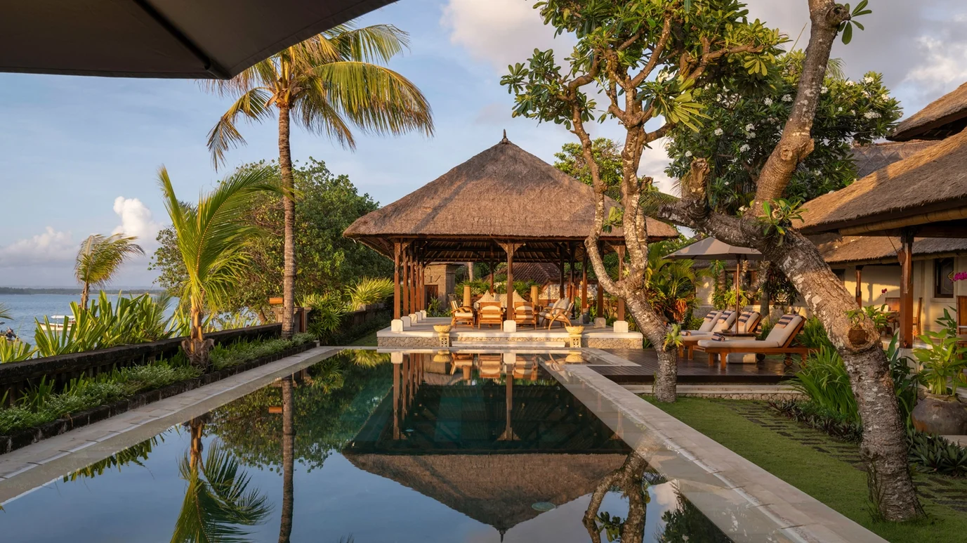 Beachfront 5 Bedroom Villa with Direct Ocean Access in Sanur – BVI1130 — image 4