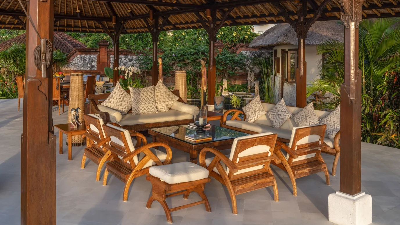 Beachfront 5 Bedroom Villa with Direct Ocean Access in Sanur – BVI1130 — image 7