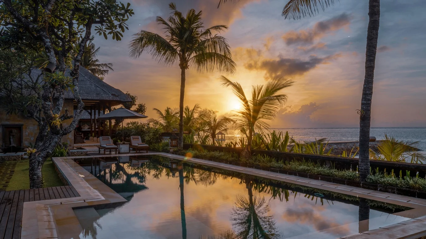 Beachfront 5 Bedroom Villa with Direct Ocean Access in Sanur – BVI1130 — image 13