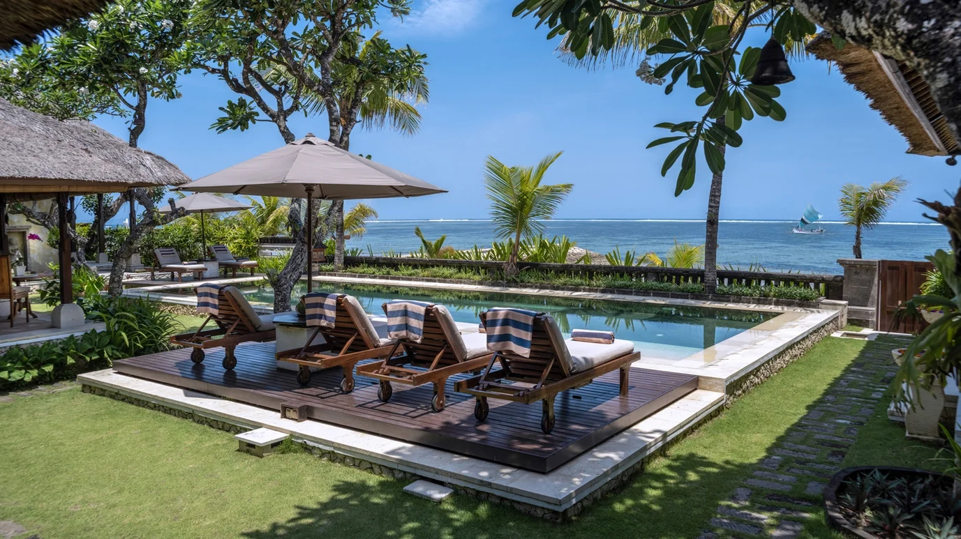 Beachfront 5 Bedroom Villa with Direct Ocean Access in Sanur – BVI1130 — image 16