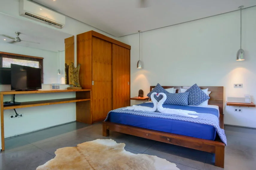 Chic 3BR Villa with Pool Between Seminyak & Canggu – Walk to Cafés & Spa – BVI2441 — image 10
