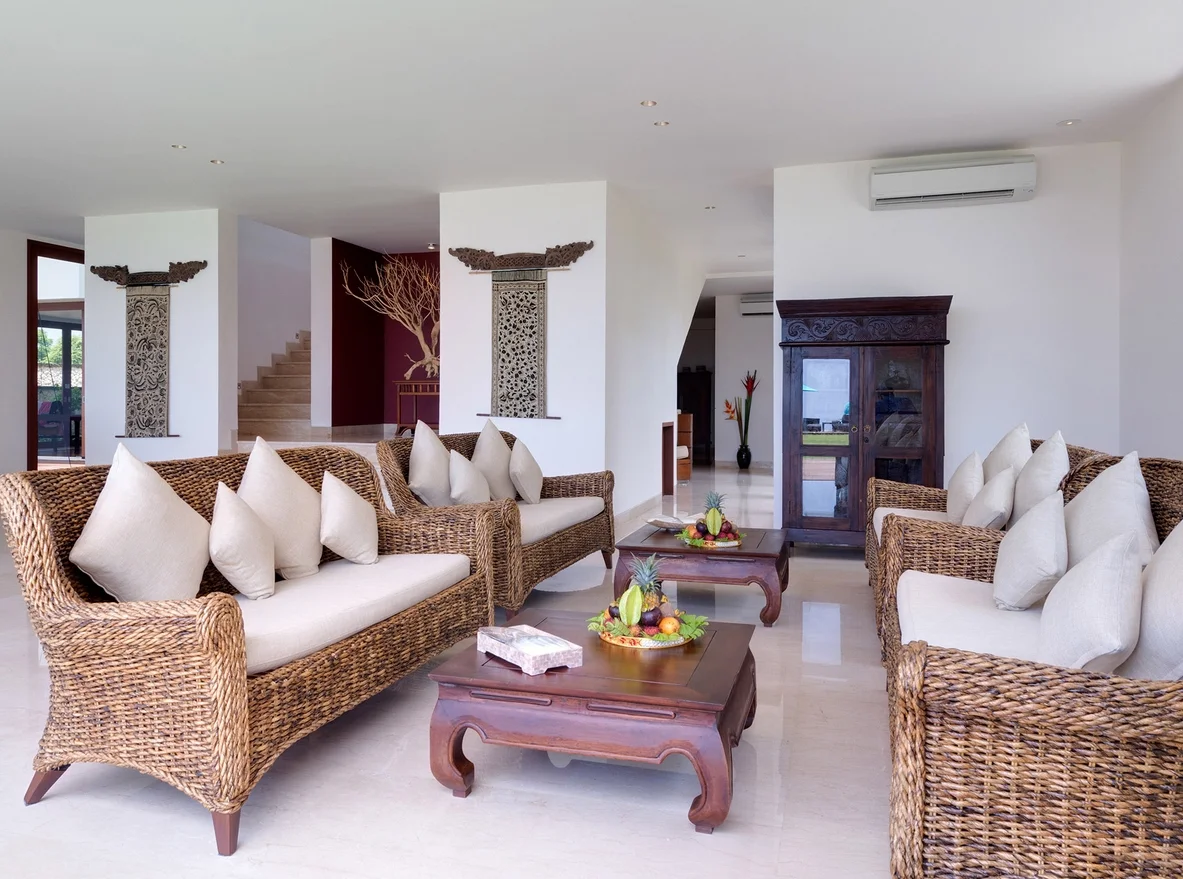 Cliff-Top 4BR Villa with Infinity Pool & Ocean Views in Bukit – BVI3335 — image 6