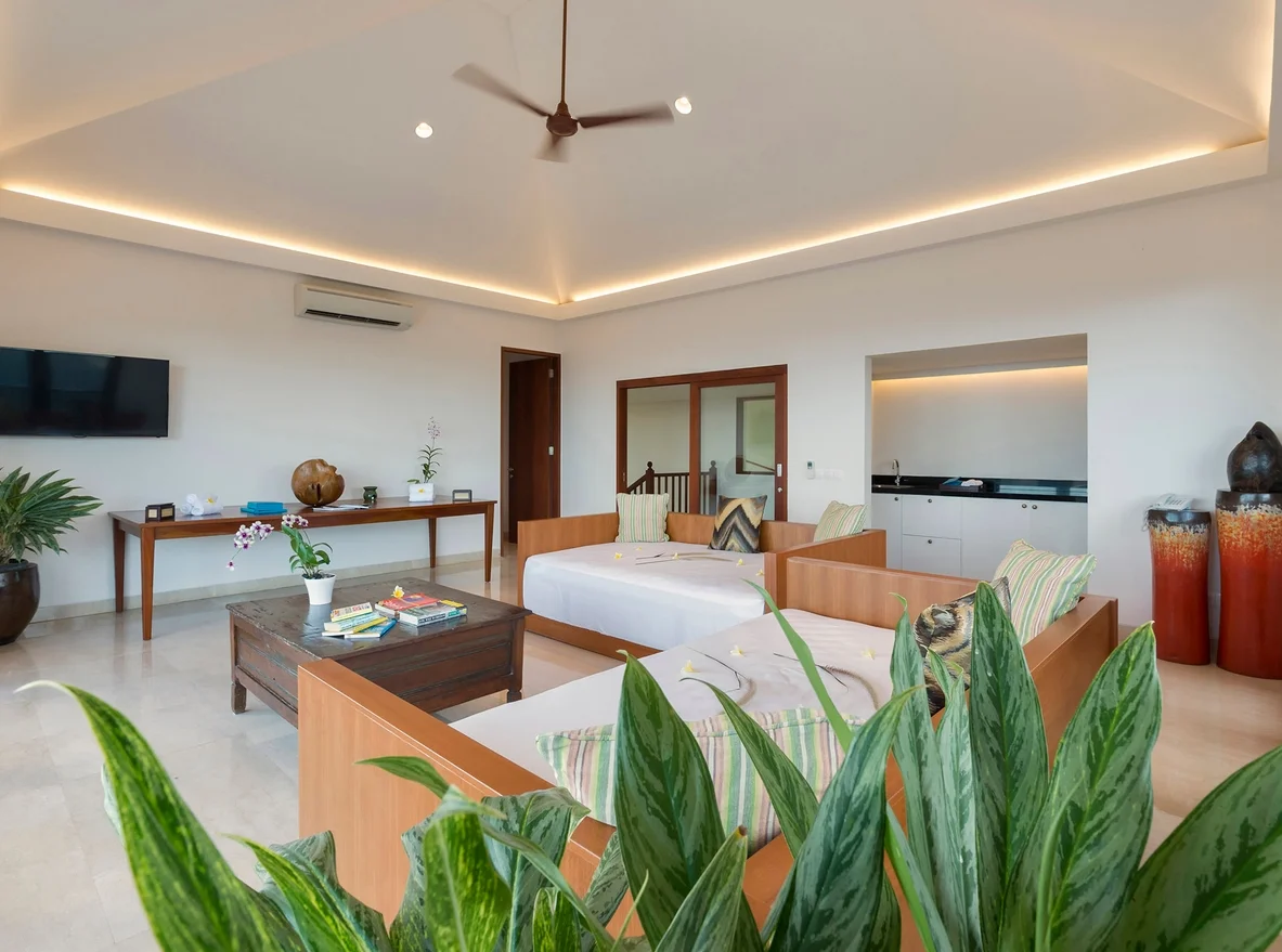 Cliff-Top 4BR Villa with Infinity Pool & Ocean Views in Bukit – BVI3335 — image 14