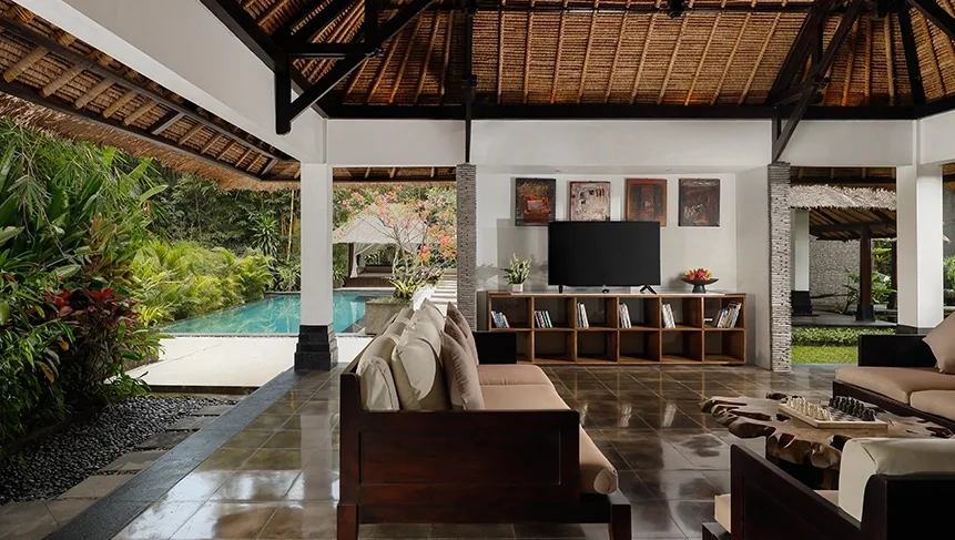 Riverside Jungle 1-Bedroom Villa in Tabanan – Private Natural Retreat — image 10