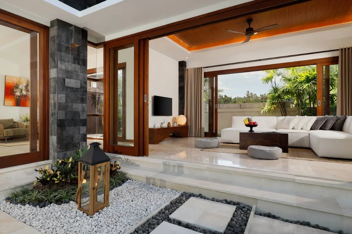 Elegant 3-Bedroom Villa with Private Pool & Garden in Jimbaran, Bali — image 18