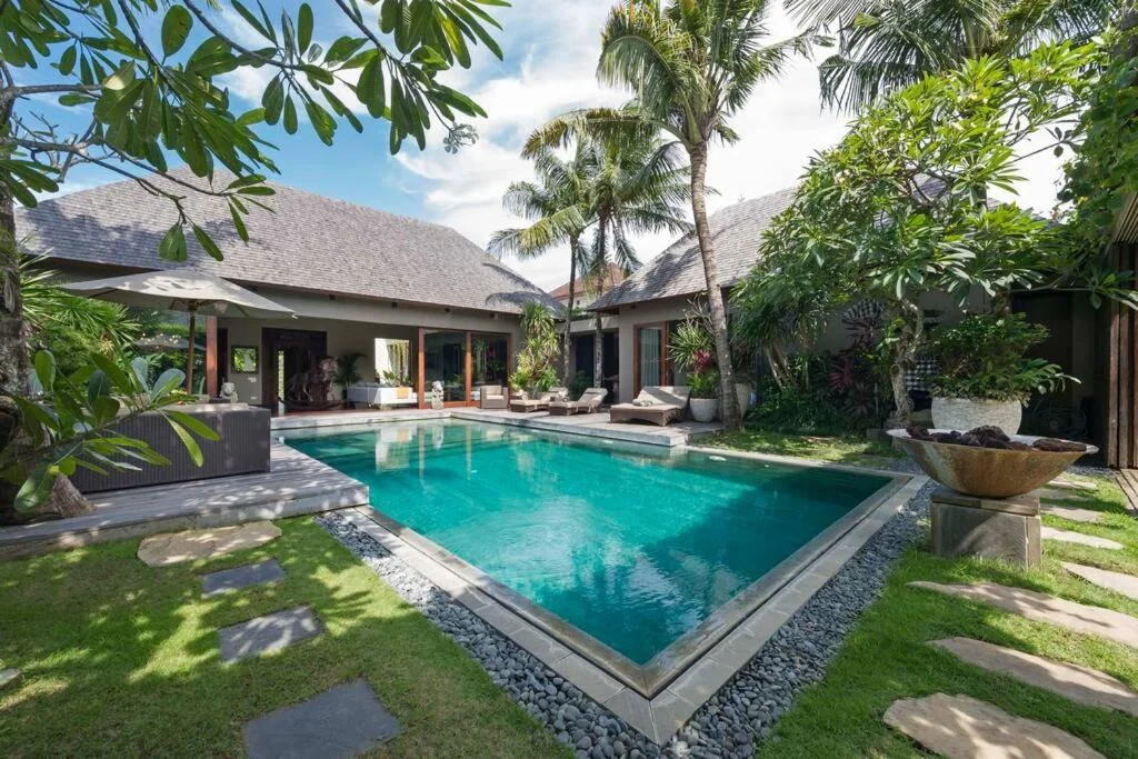 Elegant 3-Bedroom Private Villa in Seminyak – Walk to Beach, Chef & Pool – BVI529