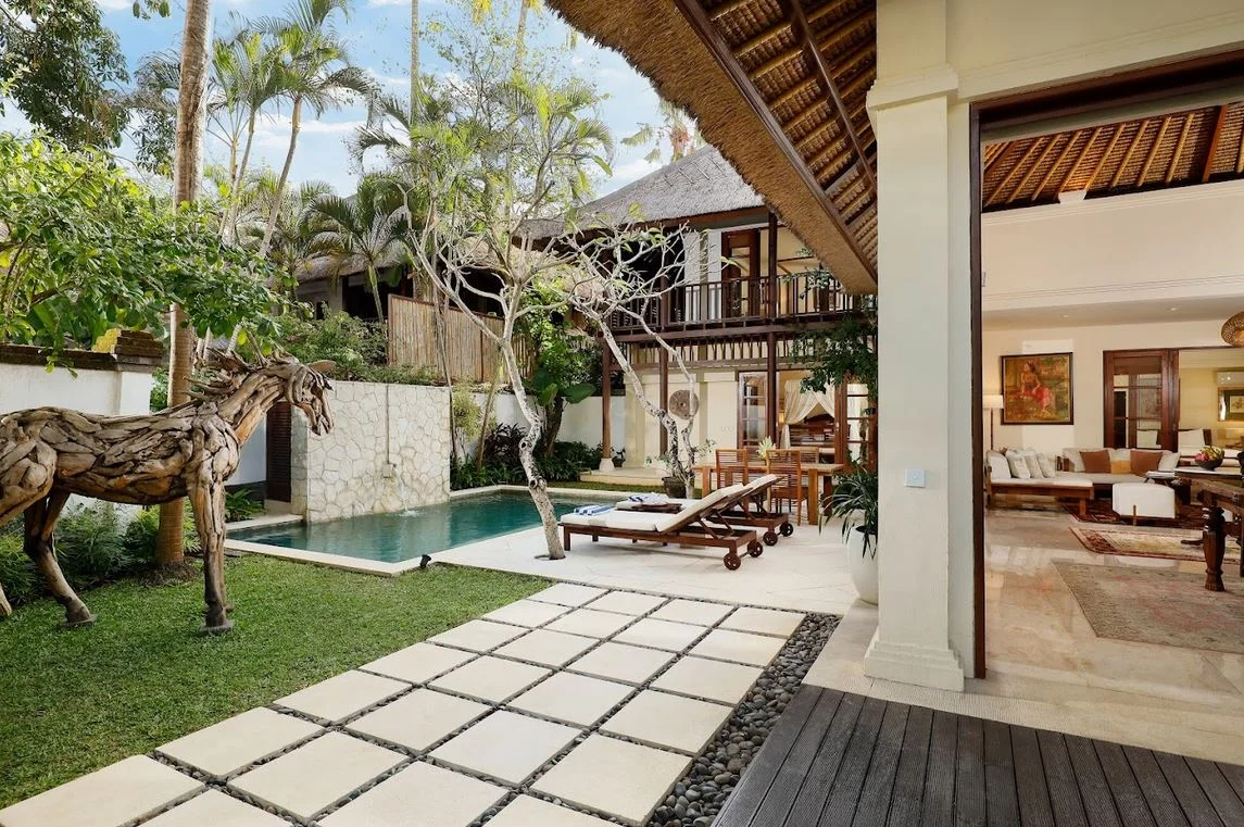 Elegant 3-Bedroom Villa with Private Pool & Balinese Touch in Jimbaran — image 3