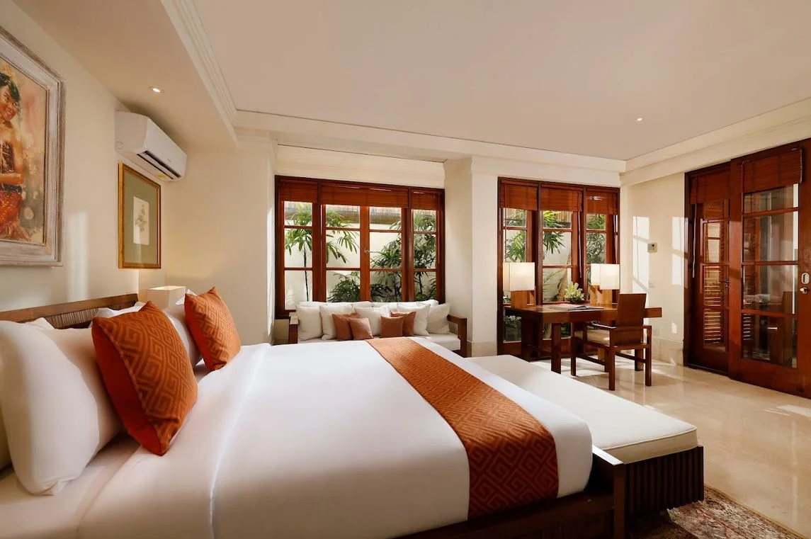 Elegant 3-Bedroom Villa with Private Pool & Balinese Touch in Jimbaran — image 5