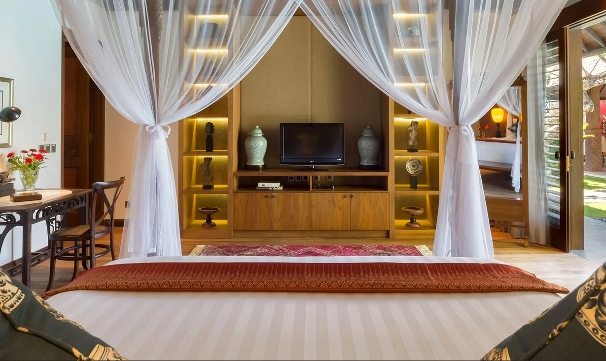 Heritage Luxe 5-Bedroom Estate with Twin Pools in Seminyak – BVI508 — image 17