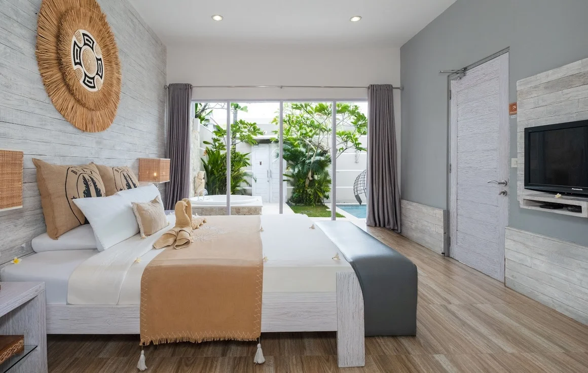 1-Bedroom Villa with Private Pool & Jacuzzi in Legian – Honeymoon Escape — image 3