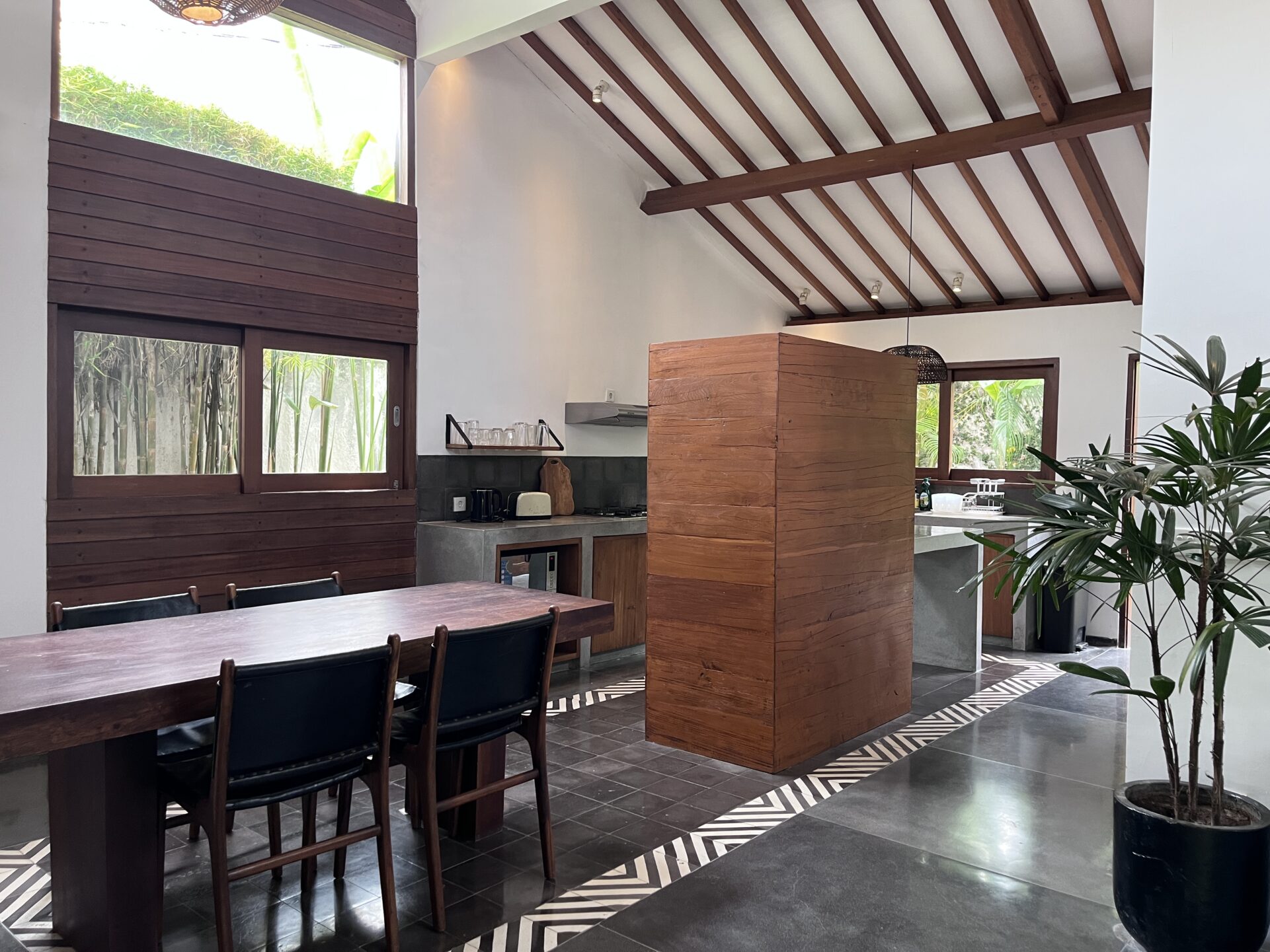 Bali Villa Long Term Rentals in Umalas — image 7