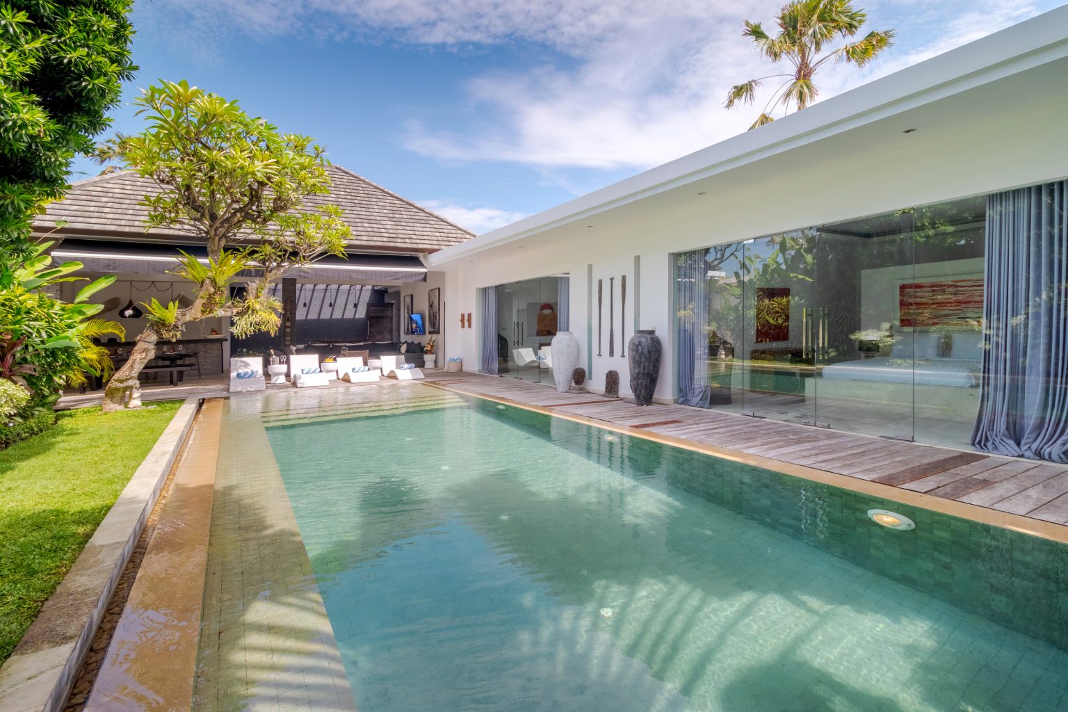 Villa Senang — 4BR Villa Rental in Seminyak — image 16