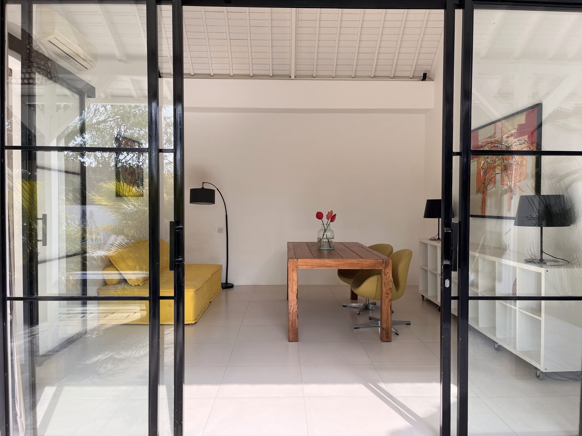 Lovely family villa in bustling Berawa — image 6