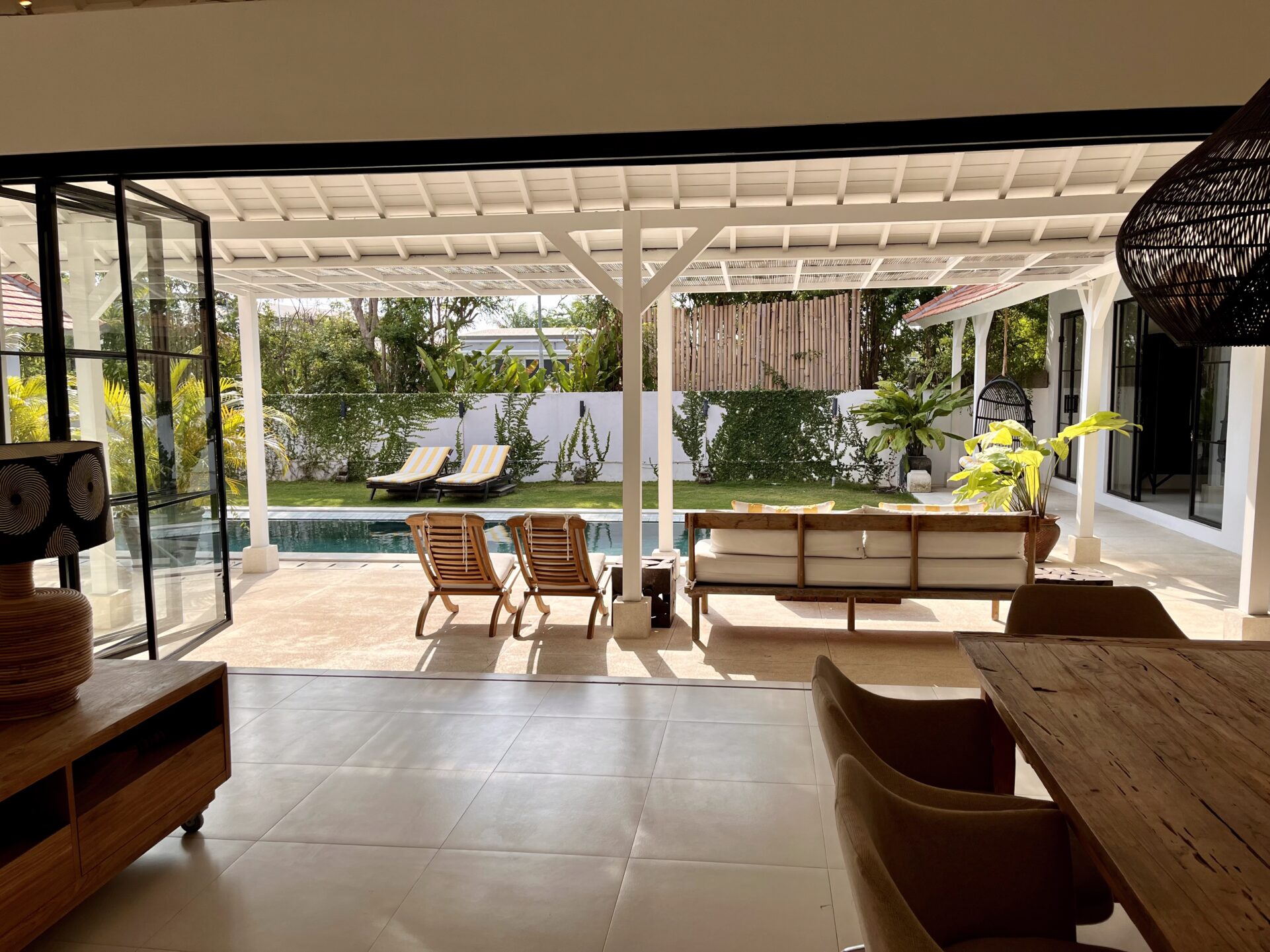 Lovely family villa in bustling Berawa — image 15