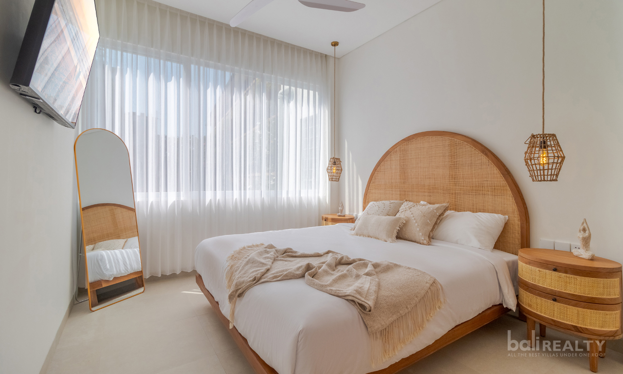 Long Lease Two-Bedroom Villa in Prime Central Legian 2973 — image 9