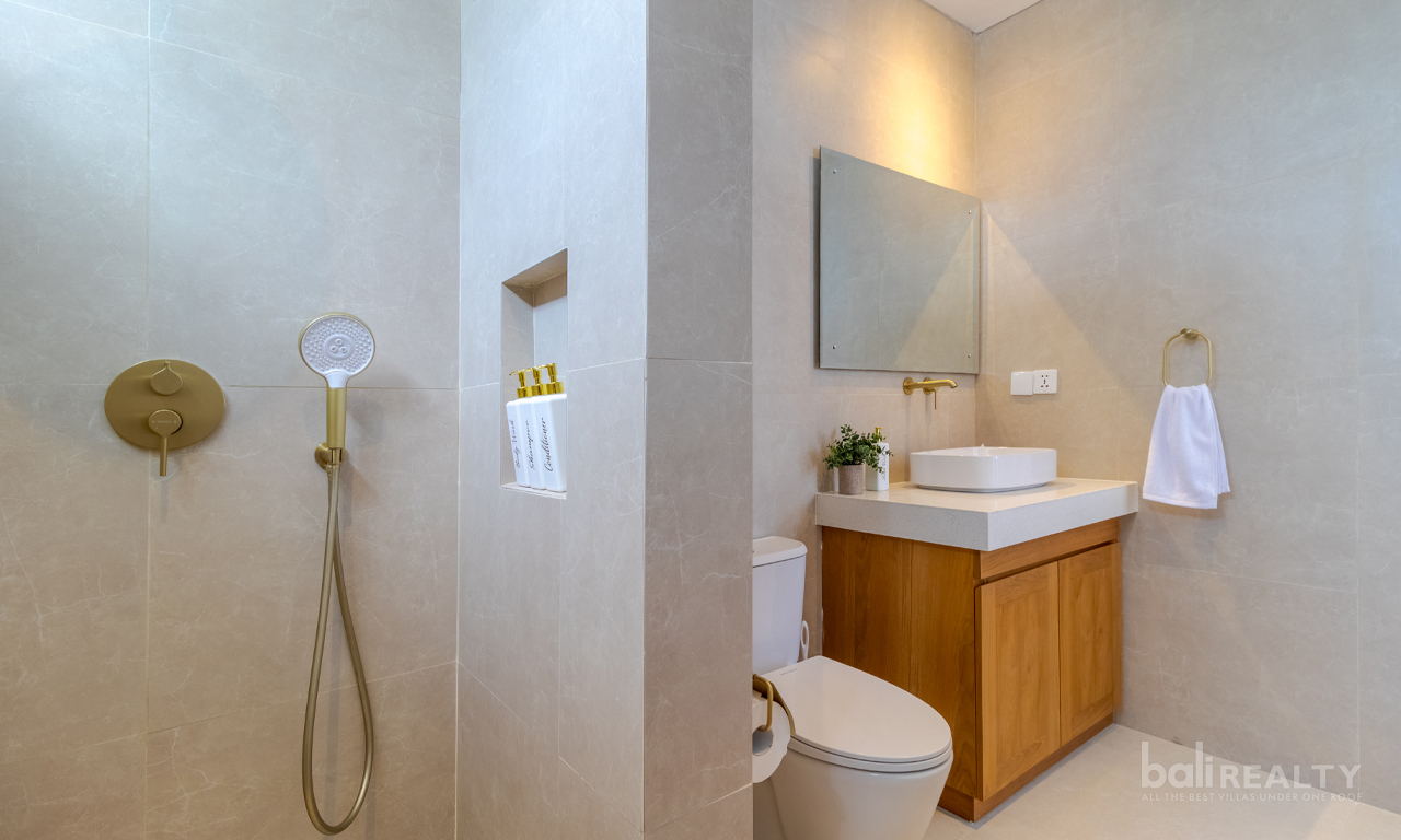 Long Lease Two-Bedroom Villa in Prime Central Legian 2973 — image 7