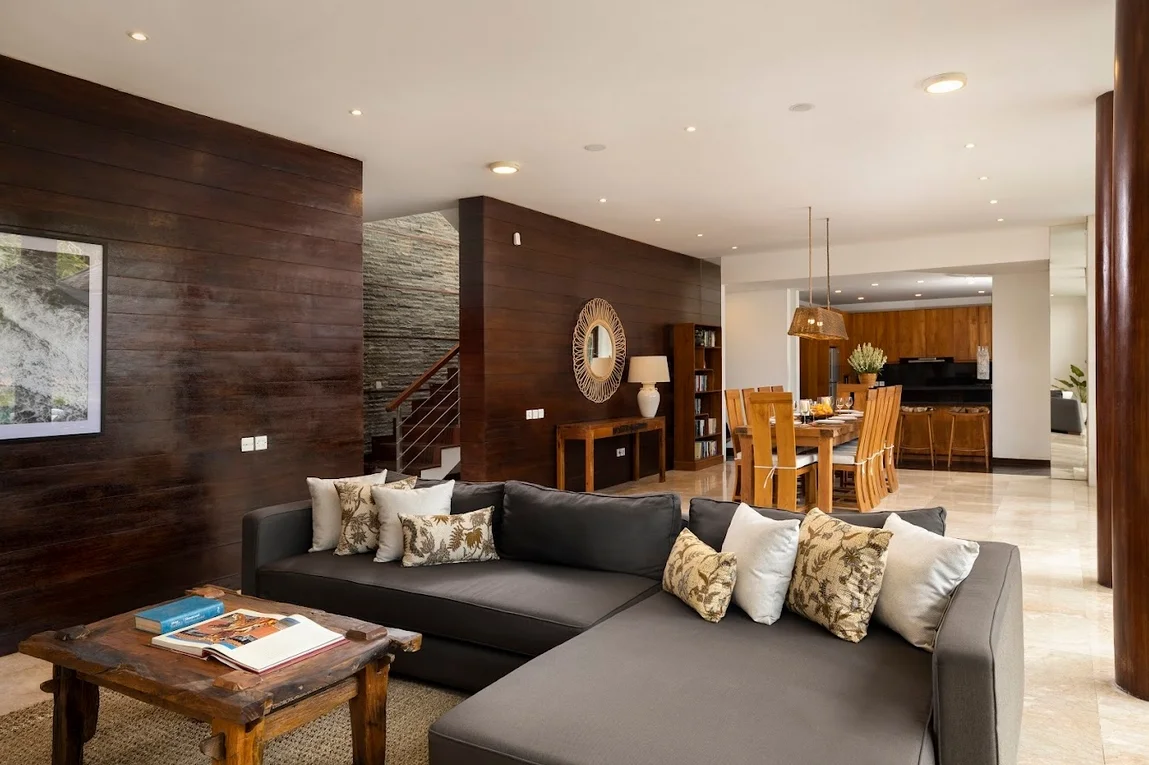 Luxurious 3BR Modern Villa in Prime Berawa, Canggu — image 9