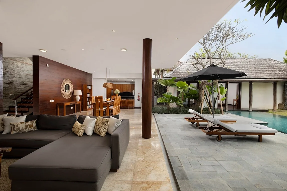 Luxurious 3BR Modern Villa in Prime Berawa, Canggu — image 17