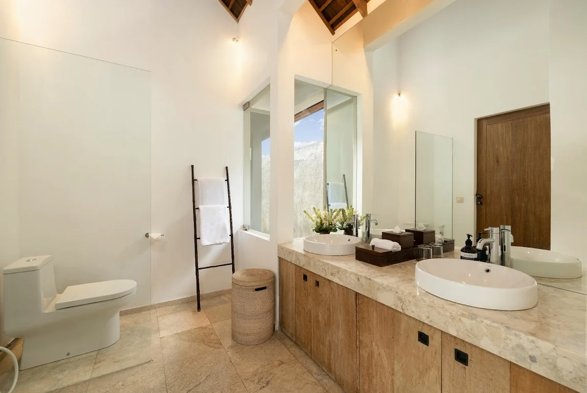 Modern 3-Bedroom Villa with Swimming Pool in Umalas — image 18