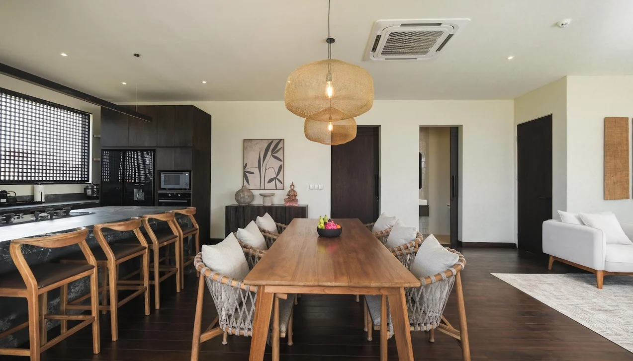 3-Bedroom Villa with Rooftop Pool in Pererenan Canggu – Modern Villa — image 8