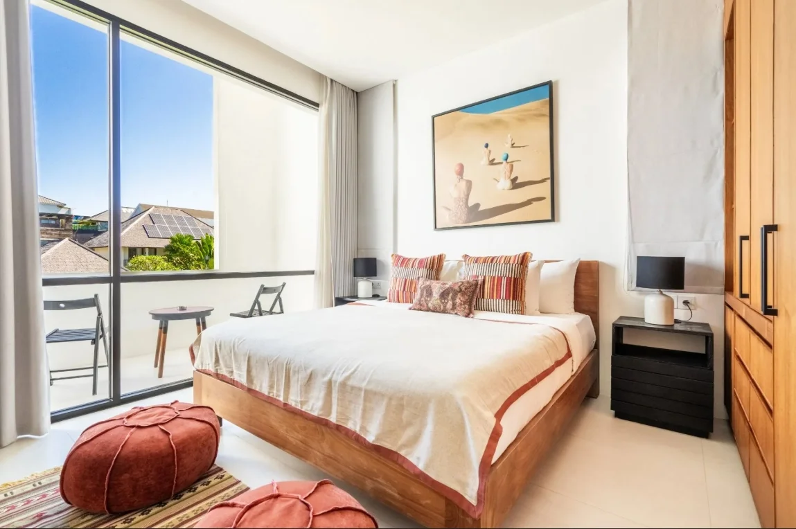 3-Bedroom Private Pool Villa Rental in Berawa Canggu – Modern Villa — image 8