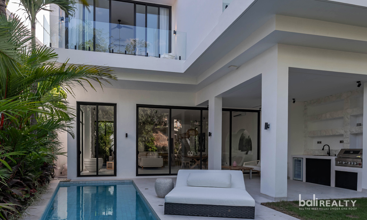 River view 3 bedroom Villa in Central Pererenan Beachside – 3010 — image 1