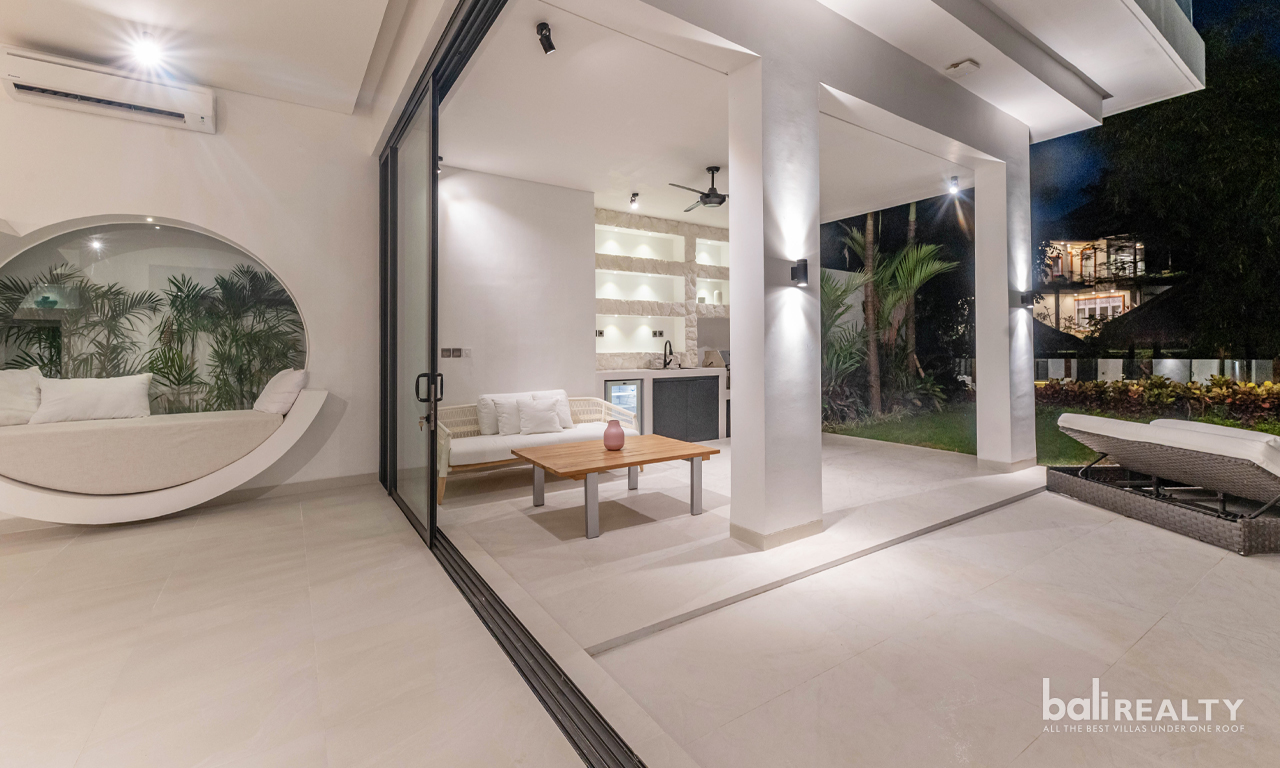 River view 3 bedroom Villa in Central Pererenan Beachside – 3010 — image 2