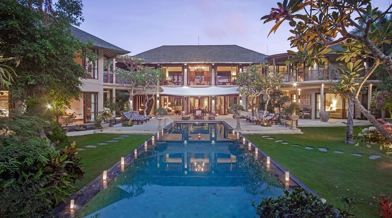 Private 4-Bedroom Estate with Pool & Staff in Canggu – BVI619