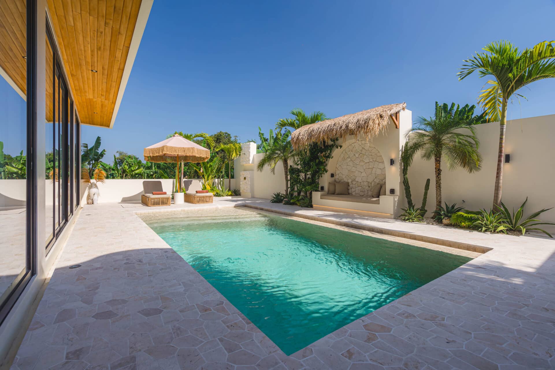 Rice Field Villa with Private Rooftop & Wellness Area in Munggu — image 1