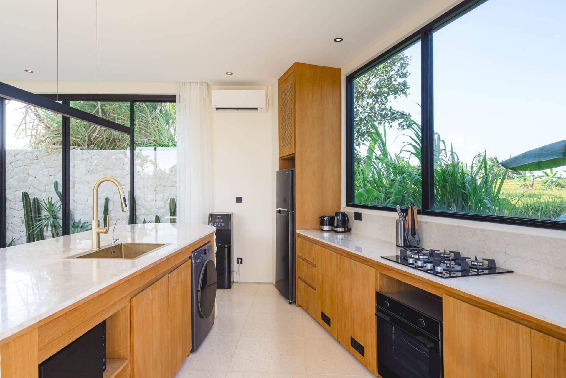 Rice Field Villa with Private Rooftop & Wellness Area in Munggu — image 11