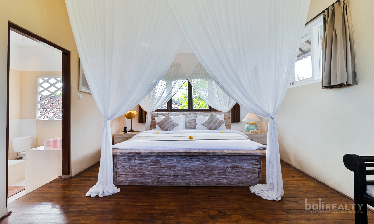 Affordable 2 Bedroom Leasehold Villa in the Heart of Seminyak 2958 — image 13