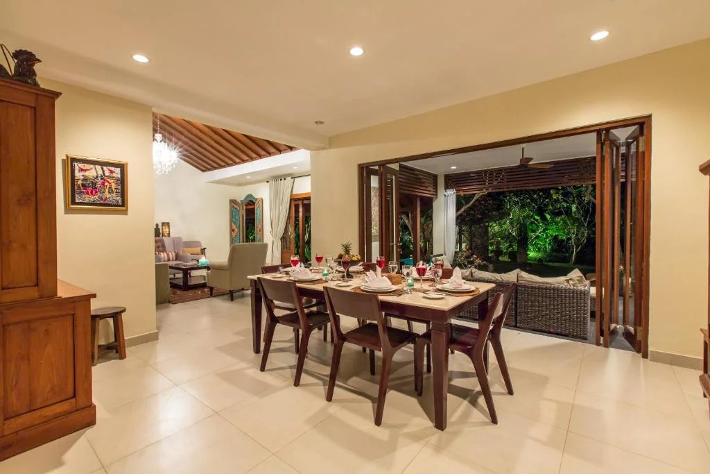 Spacious 3-Bedroom Villa in Kerobokan – Private Pool, Tropical Garden – BVI7140 — image 13