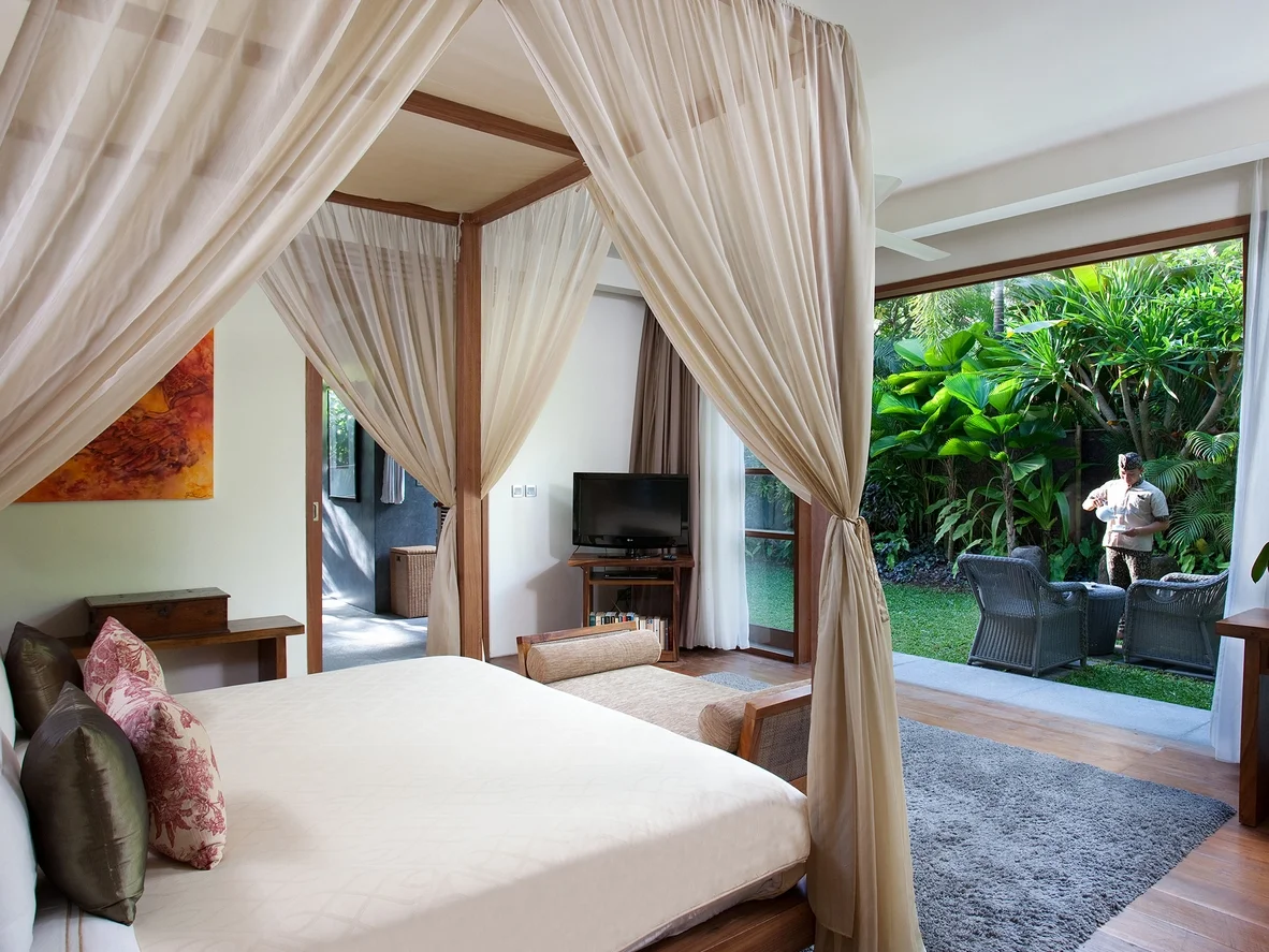 Spacious 4-Bedroom Retreat with Rice Field Views in Canggu – BVI1455 — image 9