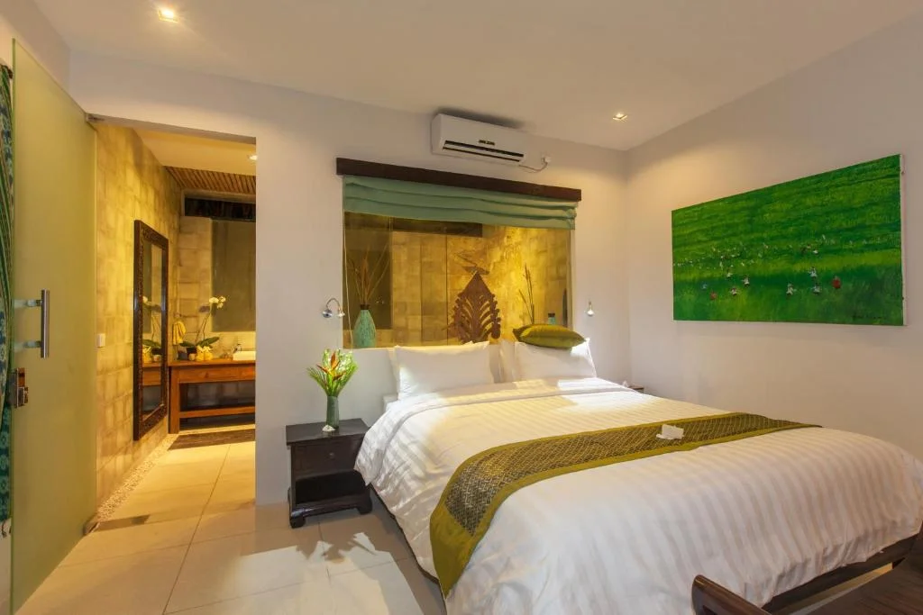 Stylish 3BR Villa Large Garden & Pool Near Seminyak Beach – BVI5754 — image 4