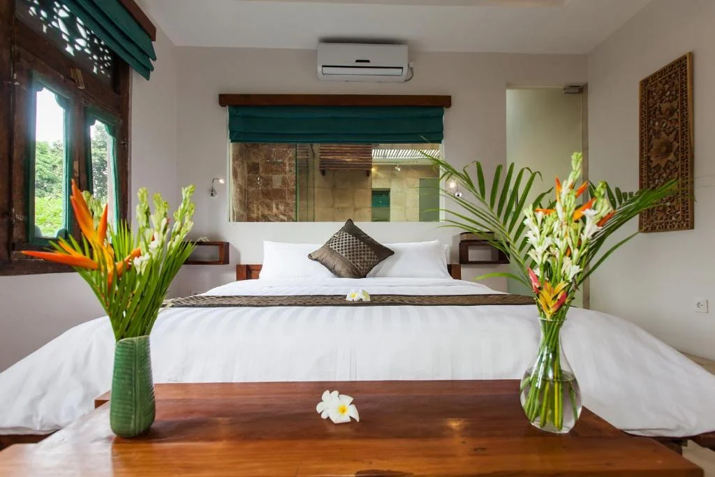 Stylish 3BR Villa Large Garden & Pool Near Seminyak Beach – BVI5754 — image 3