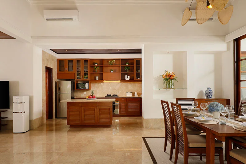 Stylish 3-Bedroom Villa with Private Pool, Walking Distance to Jimbaran Beach — image 15