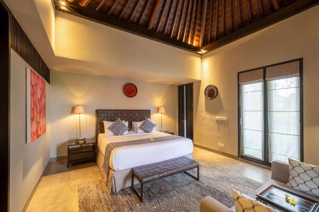 Stylish 4-Bedroom Villa in Central Seminyak – Walk to Beach & Eat Street – BVI1234 — image 11