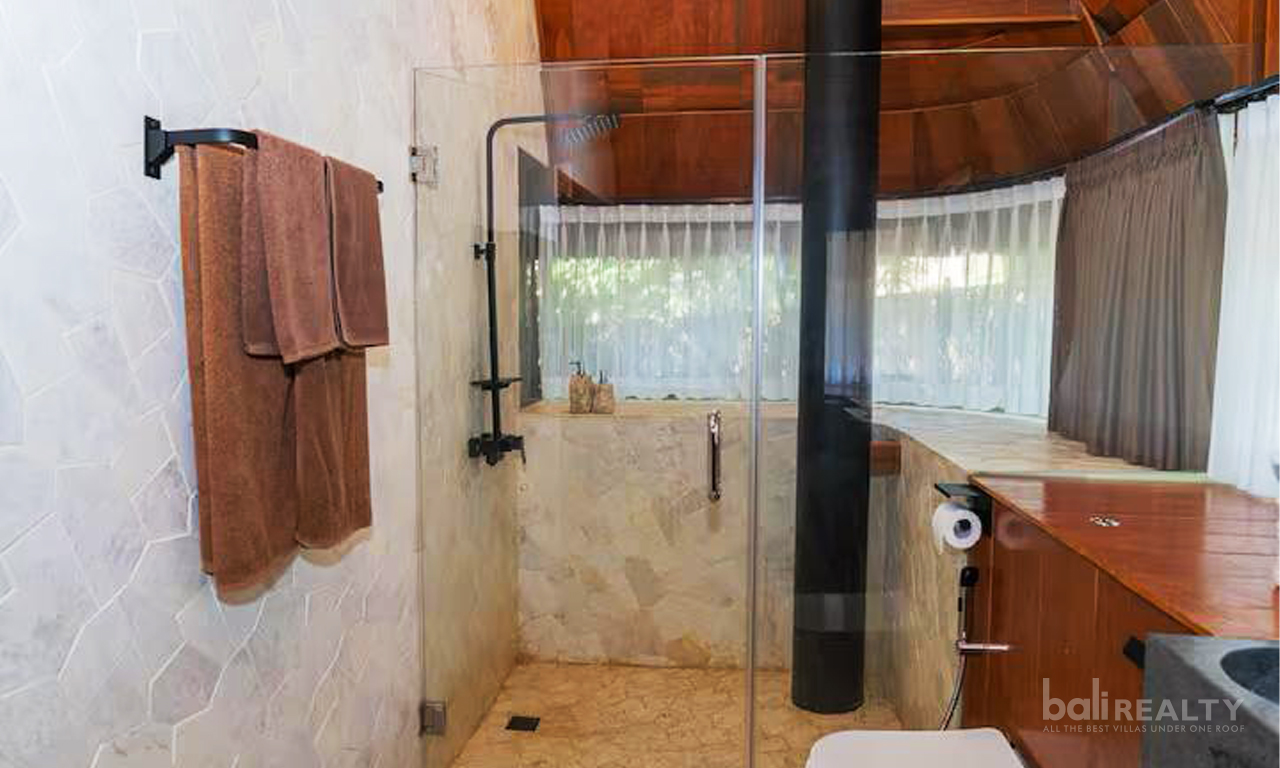 Hidden Riverside Sanctuary – Two Bedroom Alang Alang House 2956 — image 11