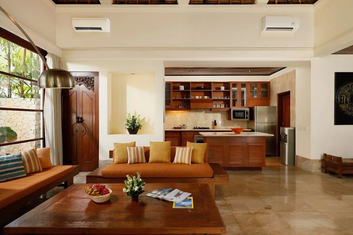 Tropical Hideaway 3-Bedroom Villa in Jimbaran – Family Villa Near the Beach — image 8