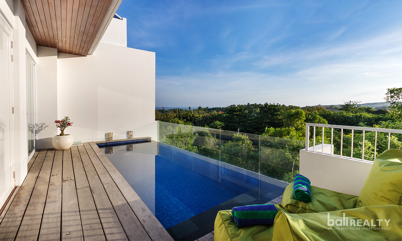 Contemporary 2-Bedroom Villa Offered on a Secure Long-Term Leasehold 2965 — image 1