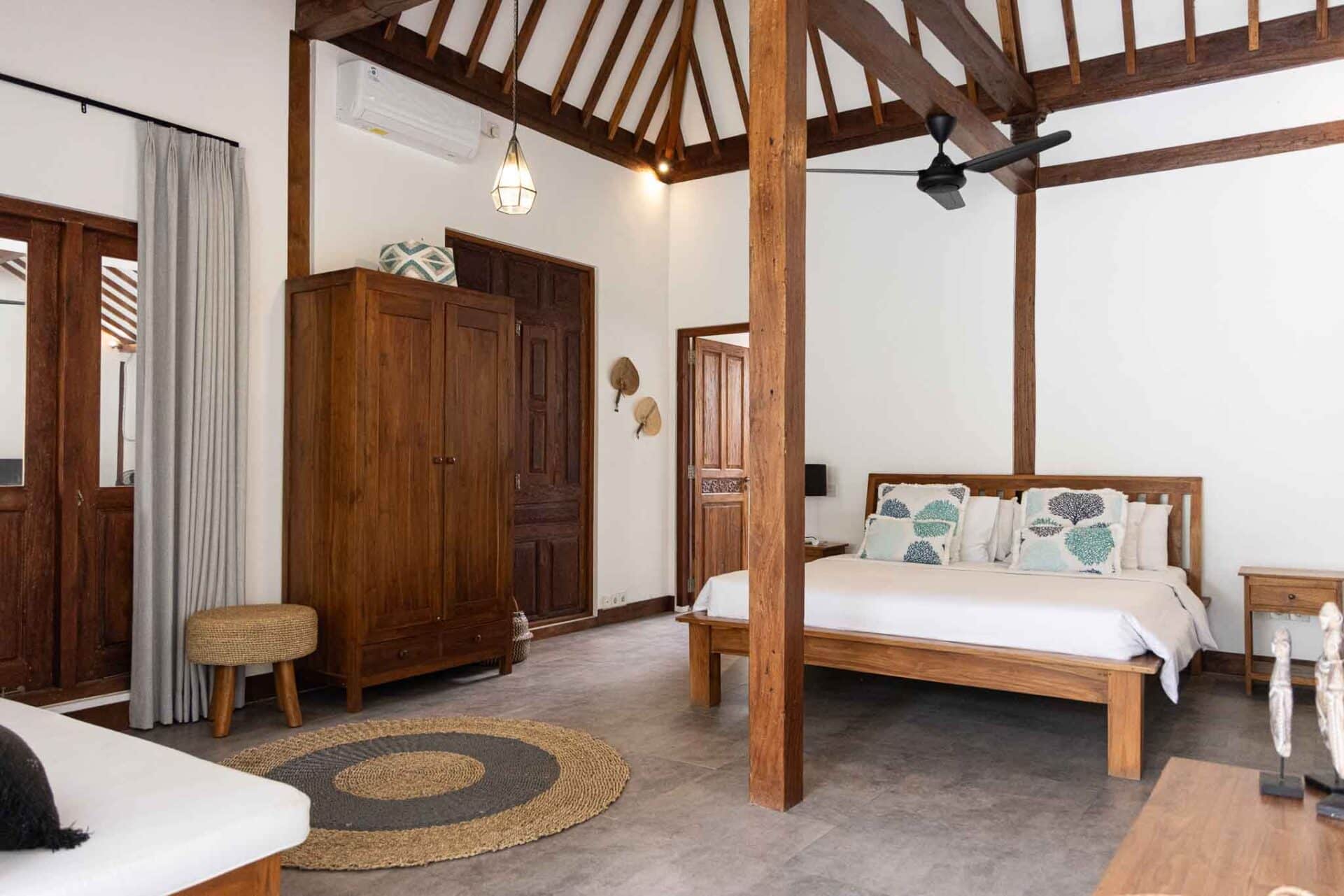 A great 4 bedroom villa in Berawa Canggu — image 16