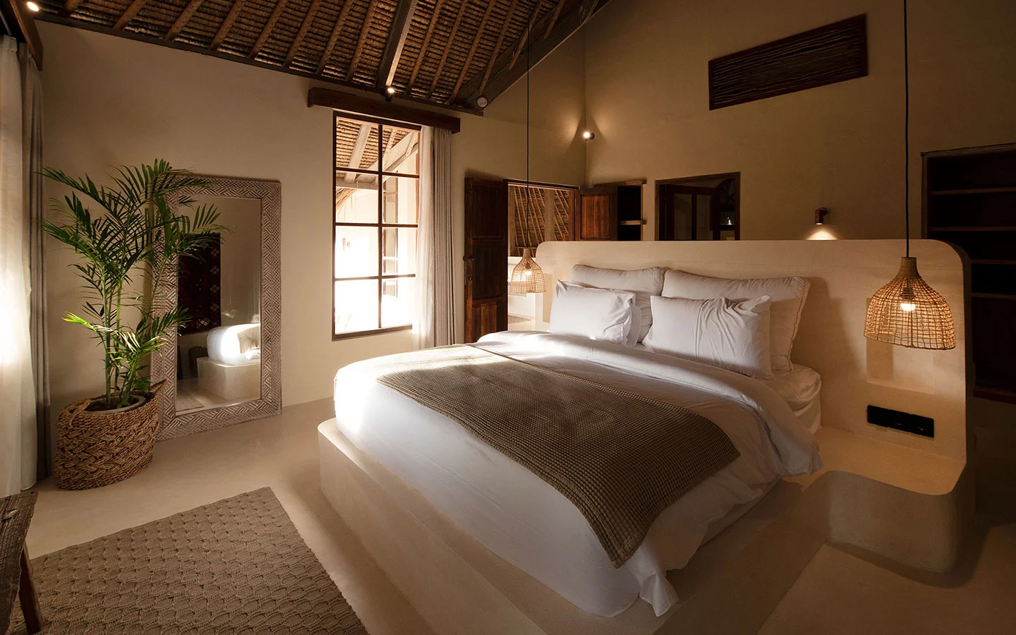 4BR Bohemian Modern Luxury Villa near Pererenan Beach in Canggu — image 8
