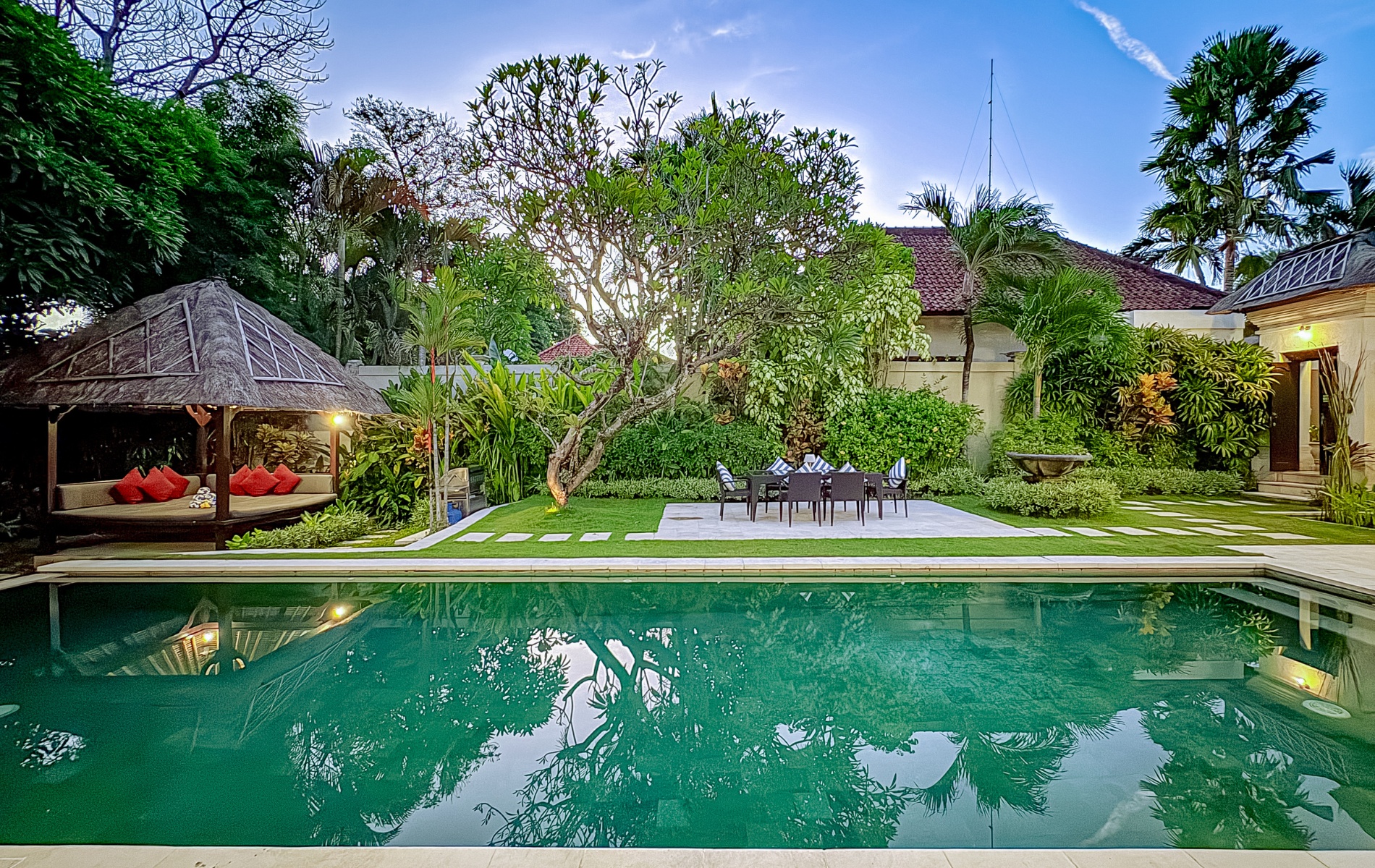 Villa Kebun ~ Asia Holiday Retreats, Luxury Villas. Handpicked by Experts — image 12