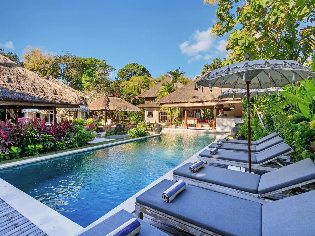 Grand 5BR Tropical Villa in Sanur – Private Pool, Jacuzzi & Spa – BVI8579