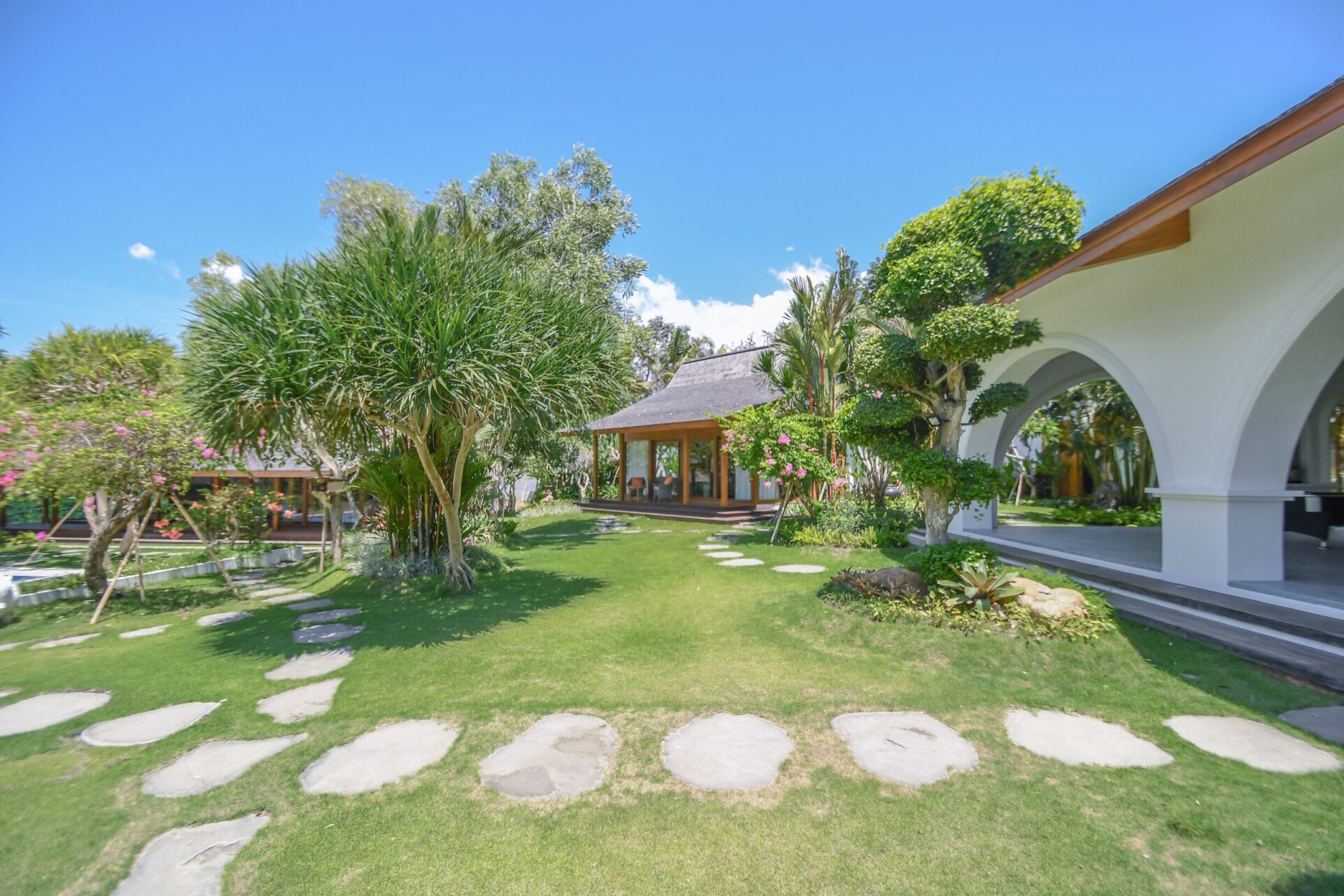 Luxury 4 Bedroom Estate with Rice Field Views in Tabanan — image 19