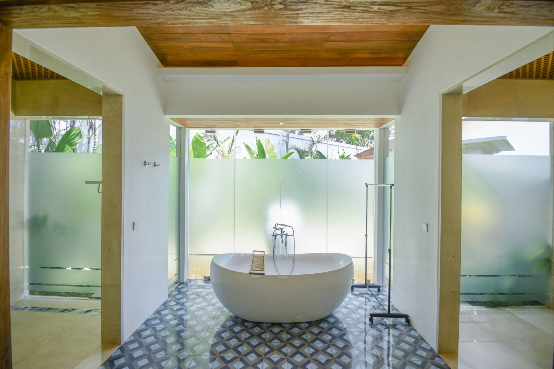 Luxury 4 Bedroom Estate with Rice Field Views in Tabanan — image 13