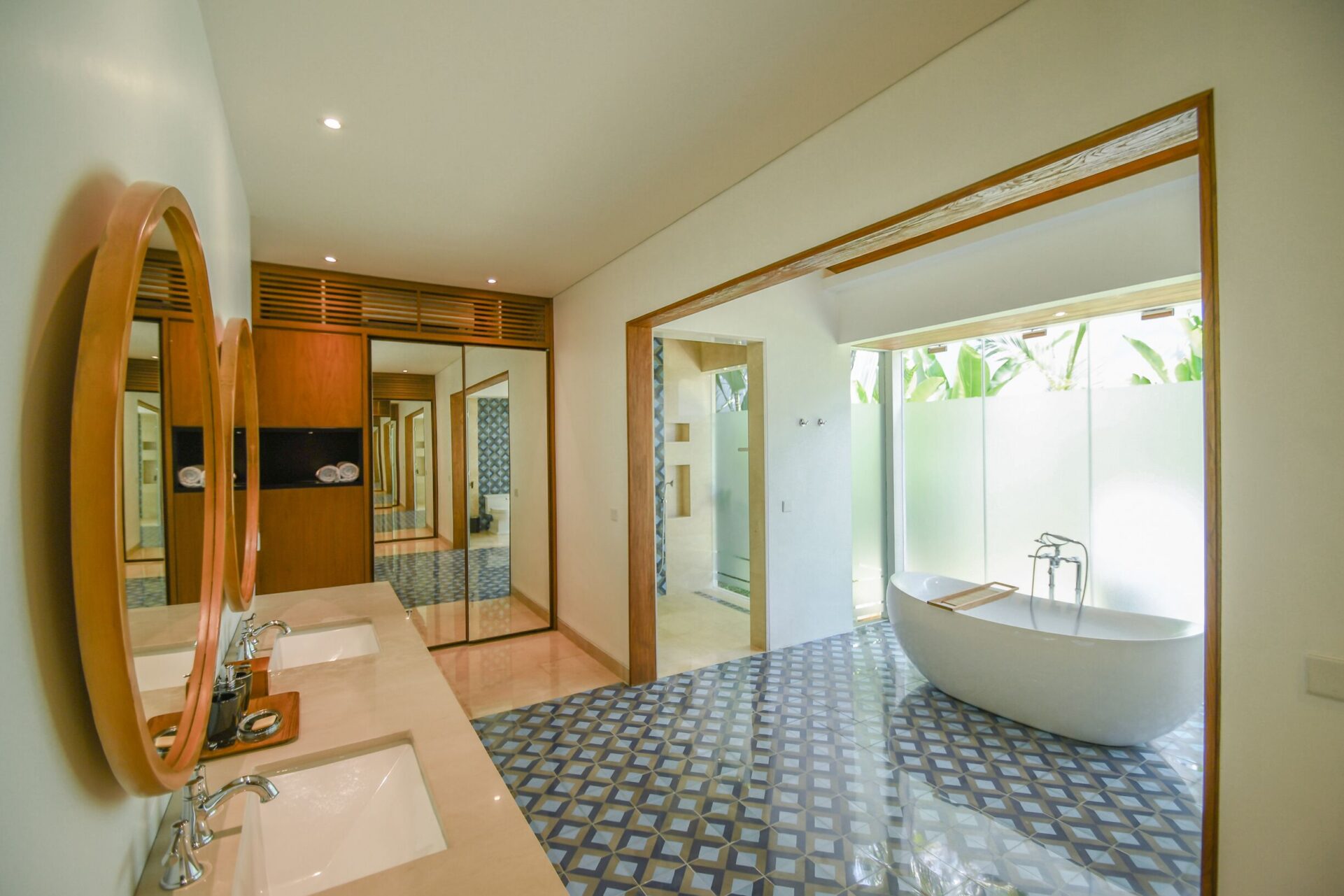 Luxury 4 Bedroom Estate with Rice Field Views in Tabanan — image 14